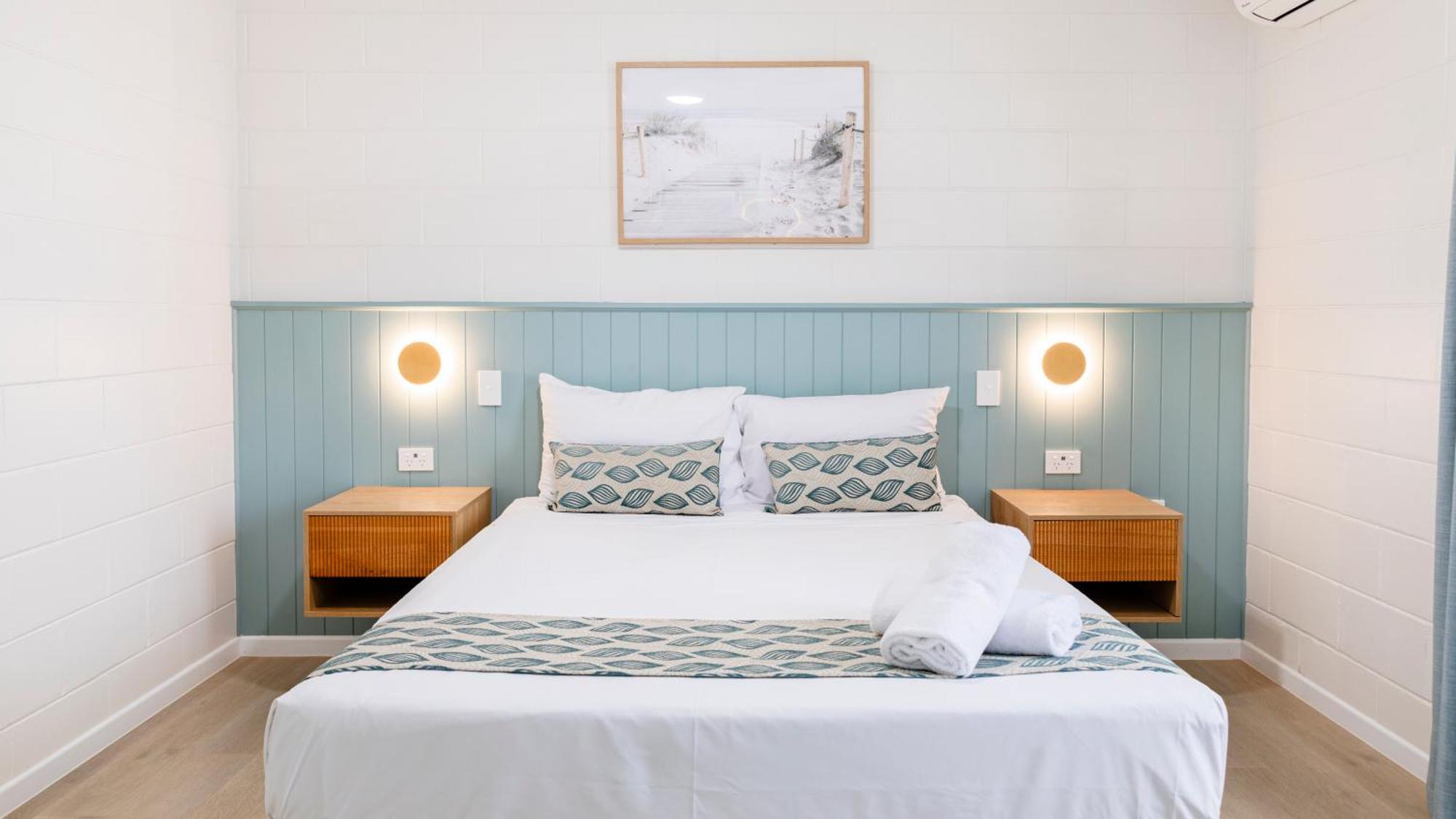Palm View Holiday Apartments โบเวน ภายนอก รูปภาพ