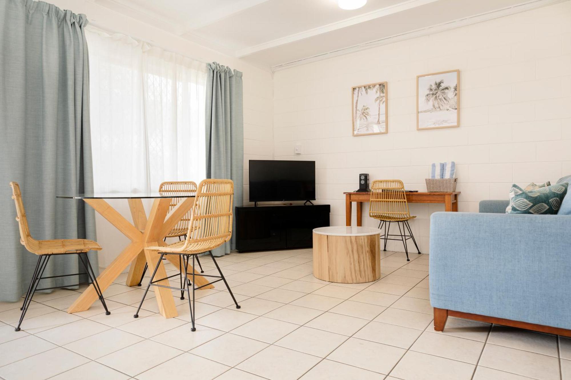 Palm View Holiday Apartments โบเวน ห้อง รูปภาพ